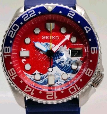 MINT CONDITION SEIKO DIVERS 7002-7001 GODZILLA DIAL AUTOMATIC MENS WATCH 560963