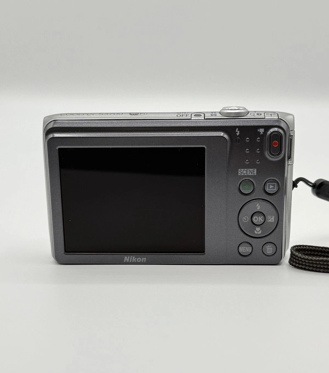 Nikon COOLPIX S3700 20.0MP 8x Optical Zoom Digital Camera Pink