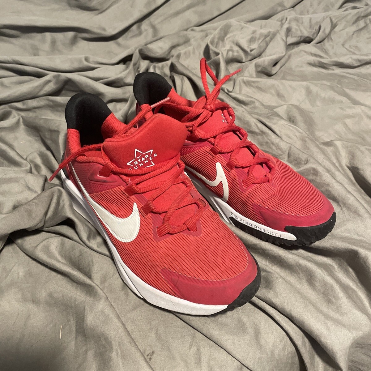 nike star runner red