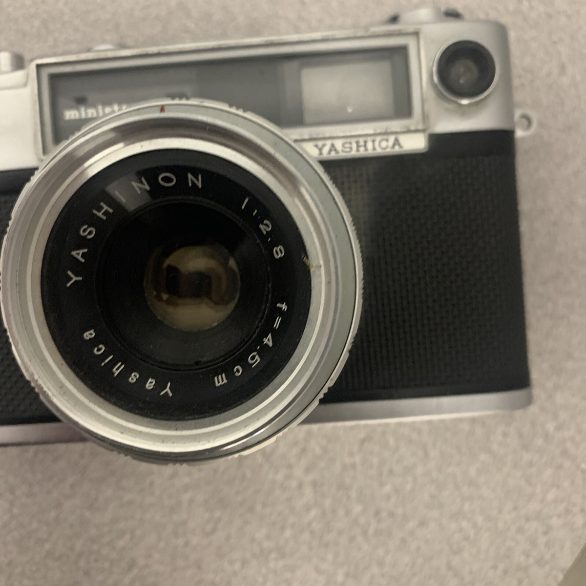 Yashica Minister D 35mm Rangefinder Camera w/ Yashica f=4.5cm Lens