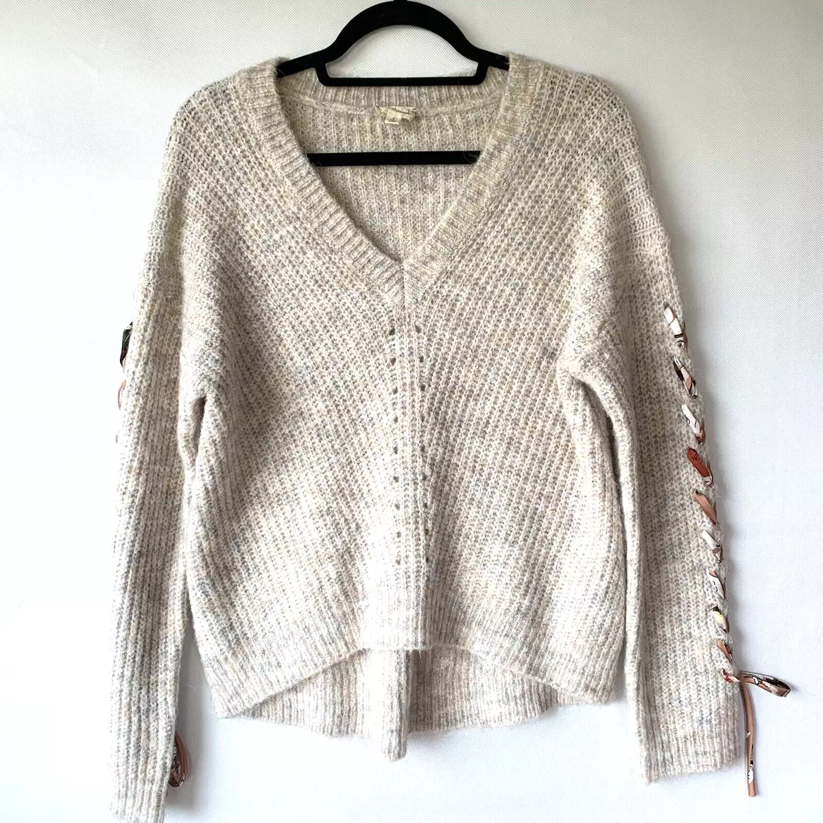 Sweater with lace up sleeves cheap