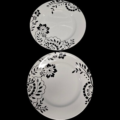 2 Martha Stewart HUDSON Black White Floral Dinner Plates 11.5'' Macy s Exclusive 