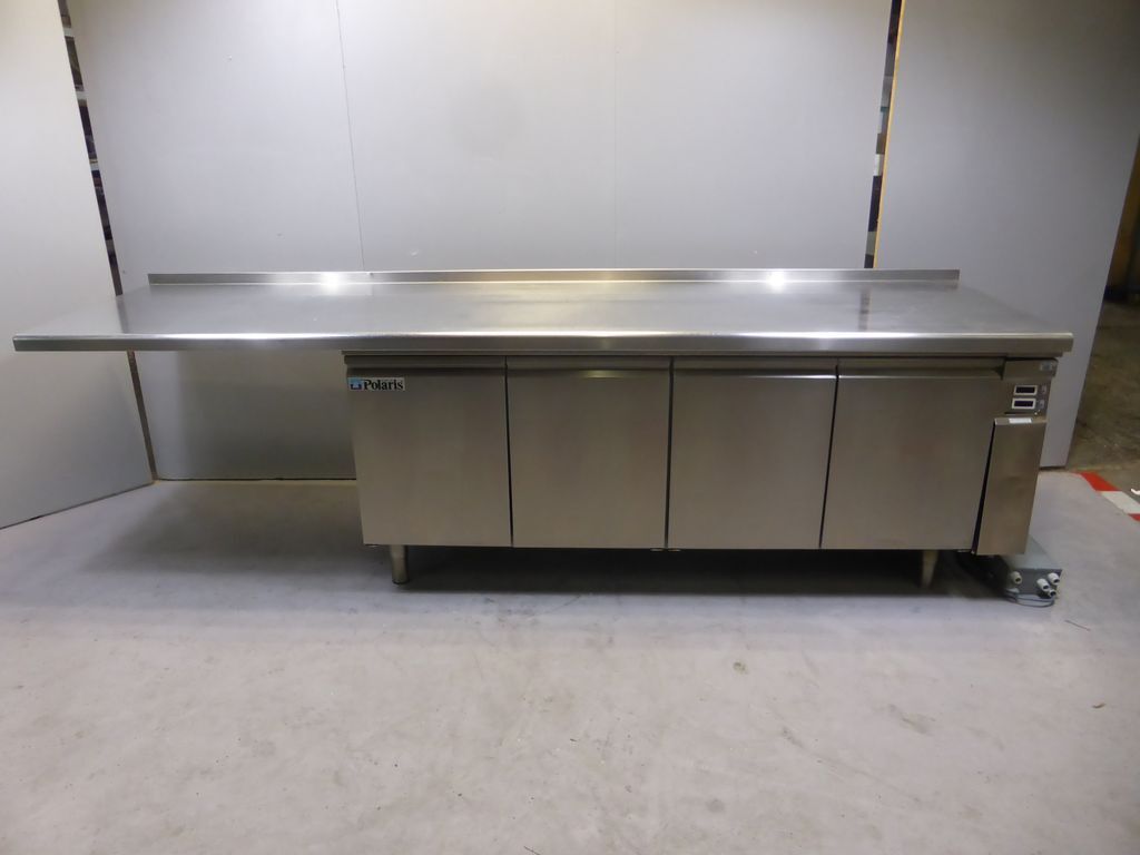 Polaris KTAP03 Gastronomie Kühltheke mit Arbeitsfläche 2950 mm Zentralgekühlt