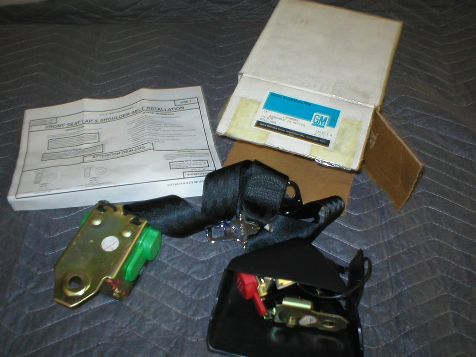 Camaro Firebird 1982-92 convertible cinturón de seguridad conductor delantero retractor negro LH GM Foto 2 de 4