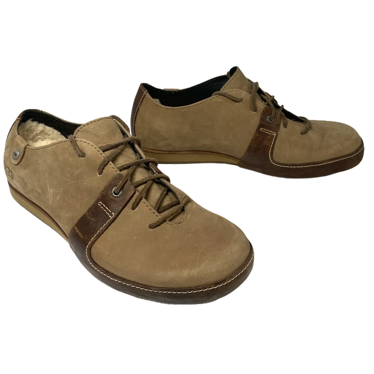 UGG Australia Wyatt Track Oxfords 5559 Brown Sheepskin Suede Shoes Men s US 9