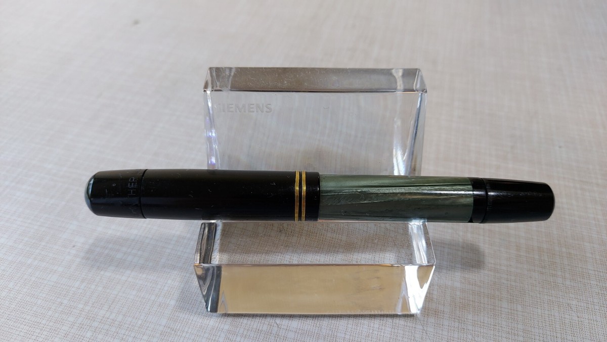 ✒Vintage Pelikan 100N Günther Wagner Marbled Green Fountain Pen