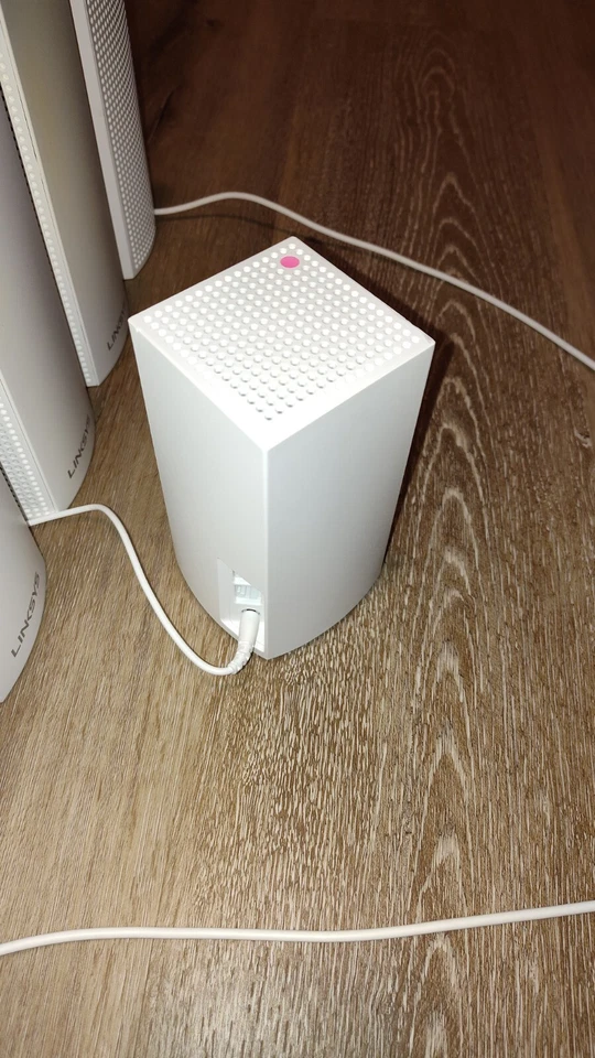 Linksys Velop - Dual Band - Mesh WiFi System - White - AC1200 Node(s) - Image 2 of 2