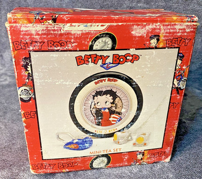 Betty Boop Mini Tea Set   Rare 2000 Vandor Biker/Liv 2 Ryd Ceramic Collectible