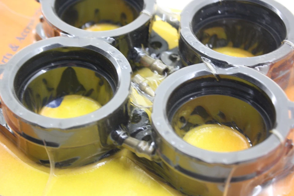 1990-2001 KAWASAKI NINJA ZX-11 COLETORES DE ADMISSÃO BOTAS SUPORTES CARB FABRICADOS NO JAPÃO - Imagem 3 de 4