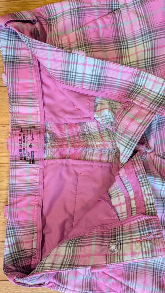Брюки Nike женские Golf Tour Performance Dri-Fit размер 6 розовые/белые/серые клетчатые - Изображение 2 из 4