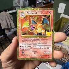 30° Anniversario Charizard 4/102 RARO!  Contender PSA 10! Bellissima cartolina