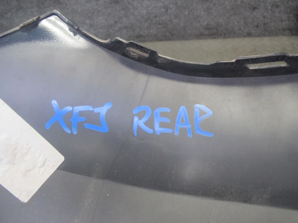 2010-2013 BMW E70 X5M REAR BUMPER LEFT & RIGHT SIDE TRIM COVER PANEL SET OF 2 - Image 2 of 4