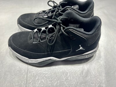 jordan max aura 3 youth