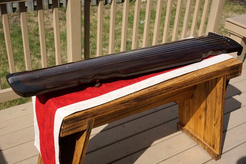 Professional Chinese Aged Fir Guqin 7-stringed Zither Instrument -- 專業古琴(老杉木/連珠) - Picture 4 of 12