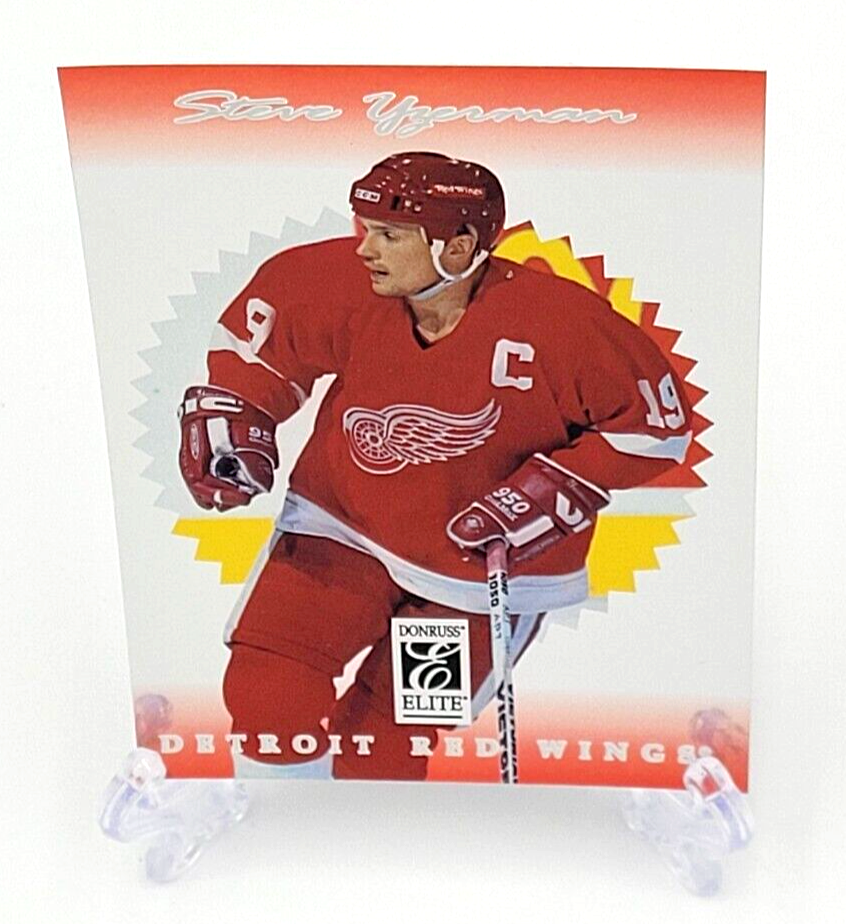 1996-97 Donruss Elite Hockey Steve Yzerman Detroit Red Wings #38