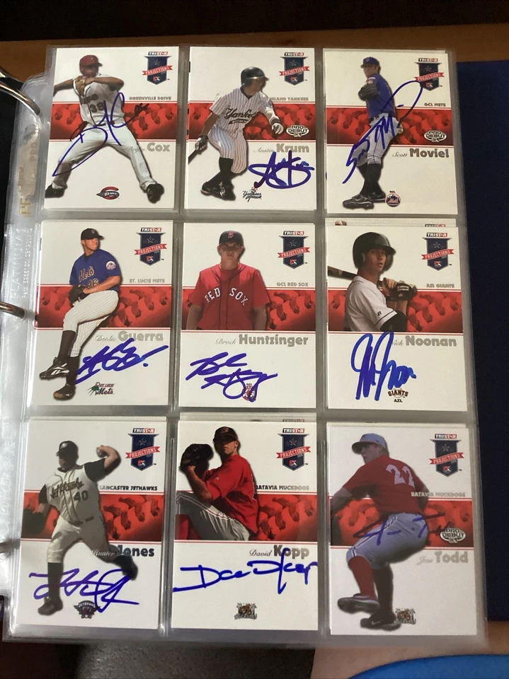 2008 TRISTAR PROJECTIONS SIGNED AUTOGRAPHED CARDS #1 To 400 - Image 2 of 4