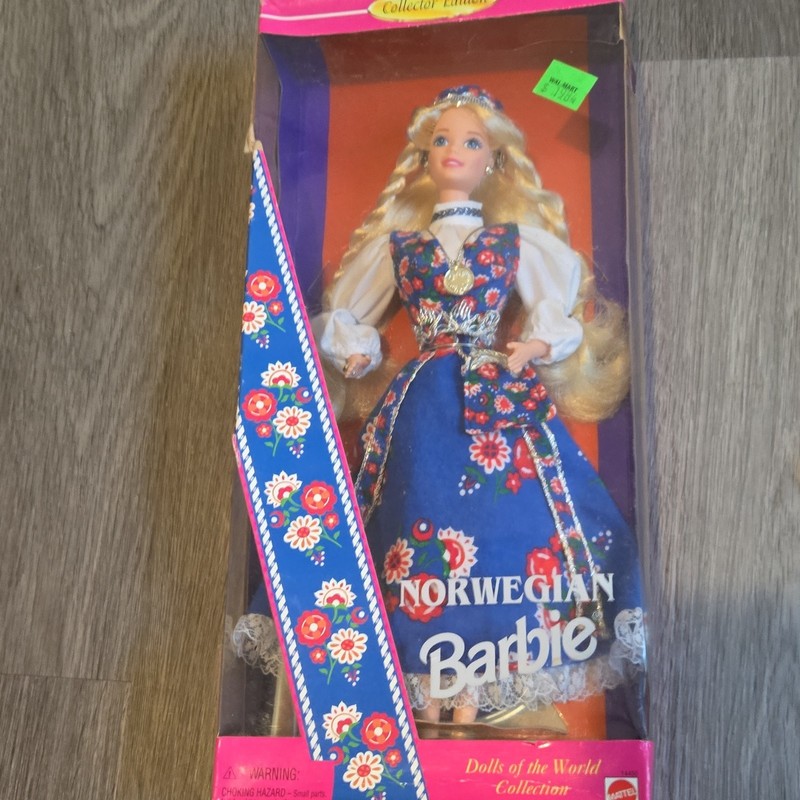 Mattel Barbie Dolls of the World Japanese & Norwegian Collector Edition Lot 2