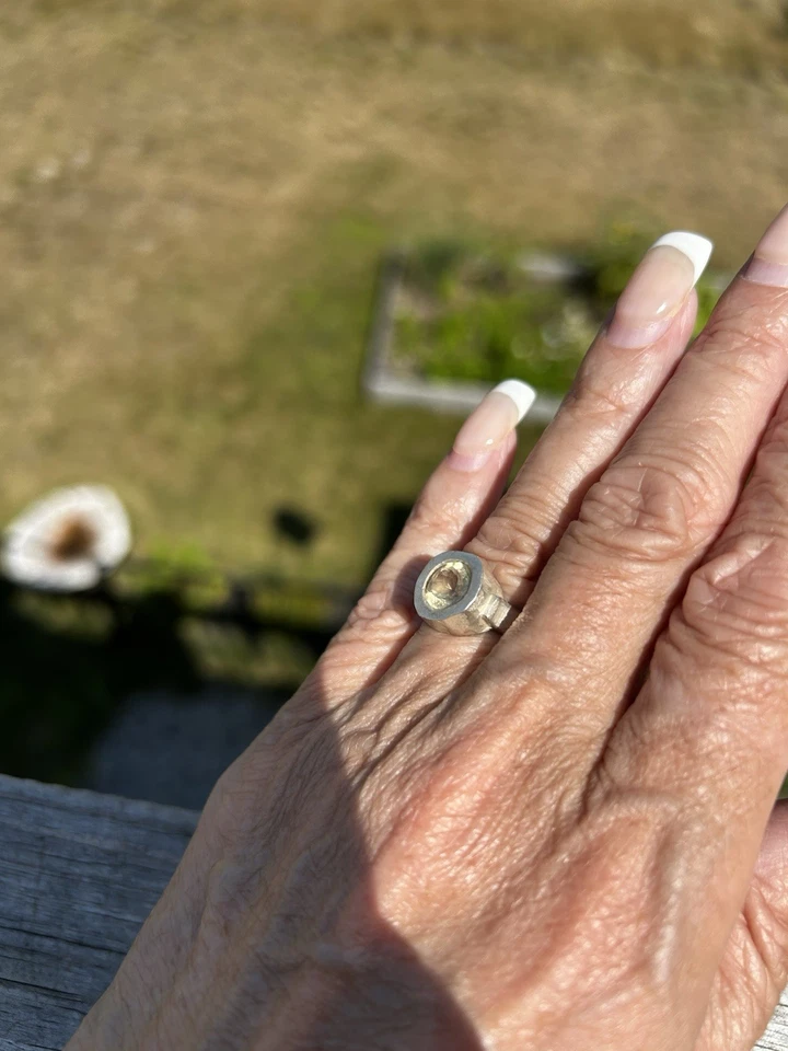 Folia Hammered 纯银绿色黄水晶戒指 尺寸 6 — 第 2/4 张图片