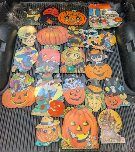 22x Vintage Halloween Die Cuts Wall Decor Eureka American Greetings Hallmark