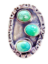 NAVAJO VINTAGE HAND MADE STERLING GREEN TURQUOISE RING SIZE 8NATIVE RING