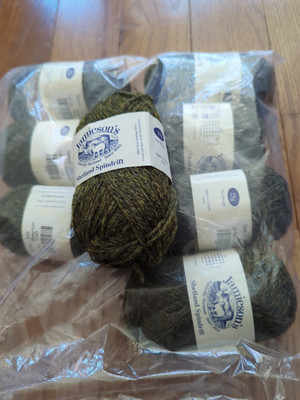 Jamieson's Shetland Spindrift Bag Of 8; 115 yards  25g Each 233 Spagnum