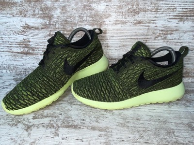 nike roshe green womens