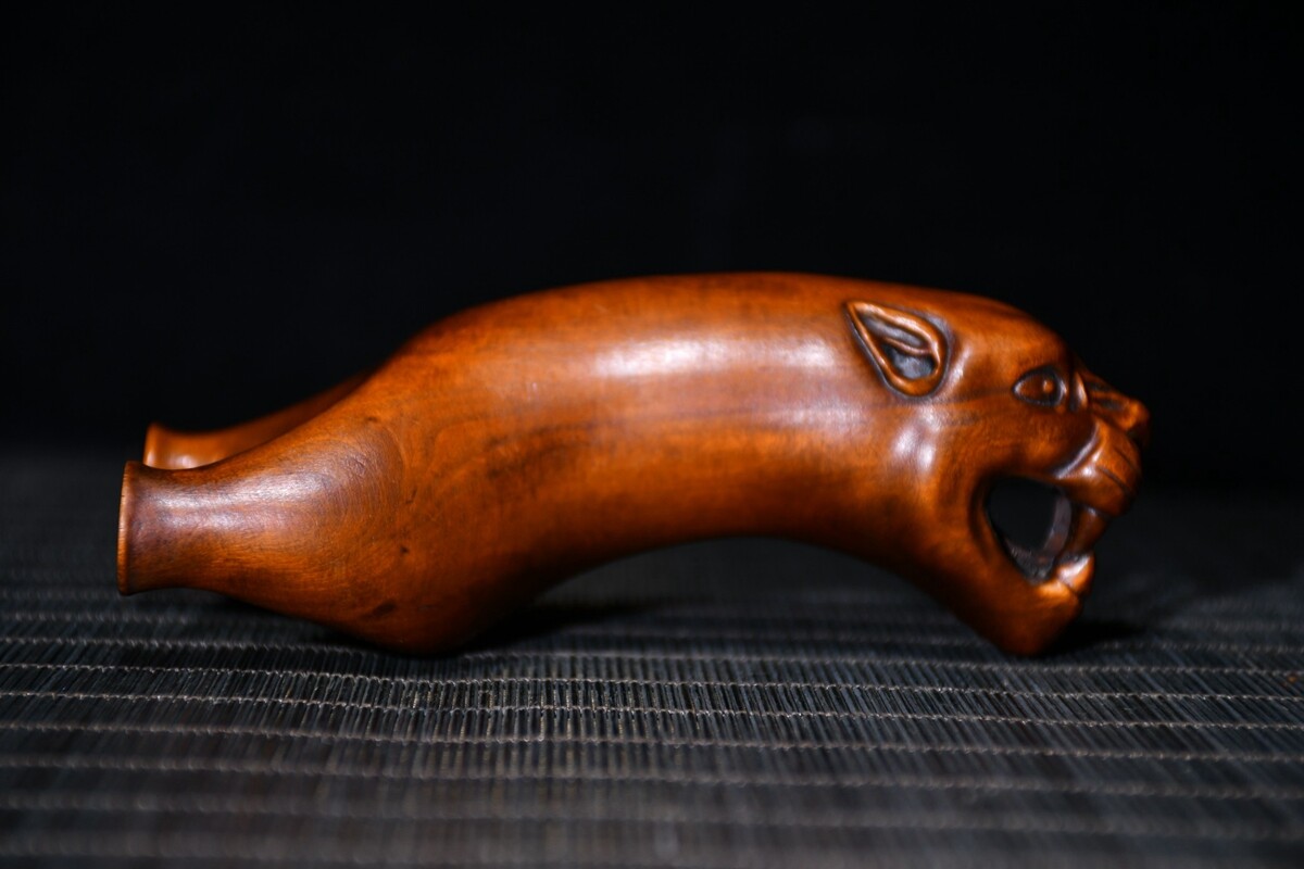 Chinese Antique Wood Hand Carved Boxwood Leopard Slingshot Statue