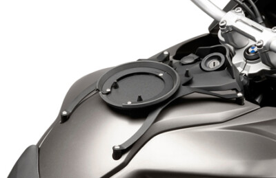 BMW F700 GS (13 > 17) BF15 spezifischer Tankschlossflansch für Givi / Kappa Tankrucksäcke