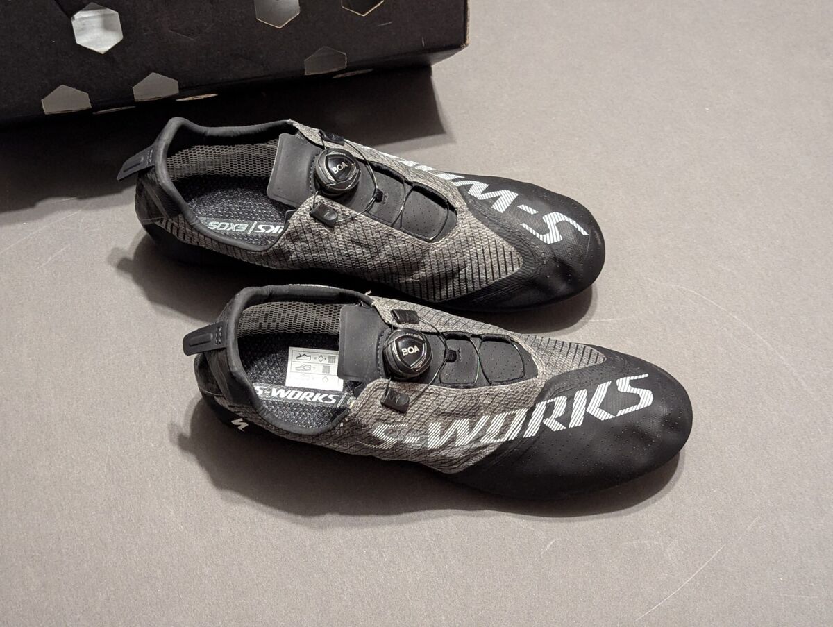 Specialized S-Works Exos Carbon Lightweight Road Cycling Specialized S-Works Exos Carbon Lightweight Road Cycling