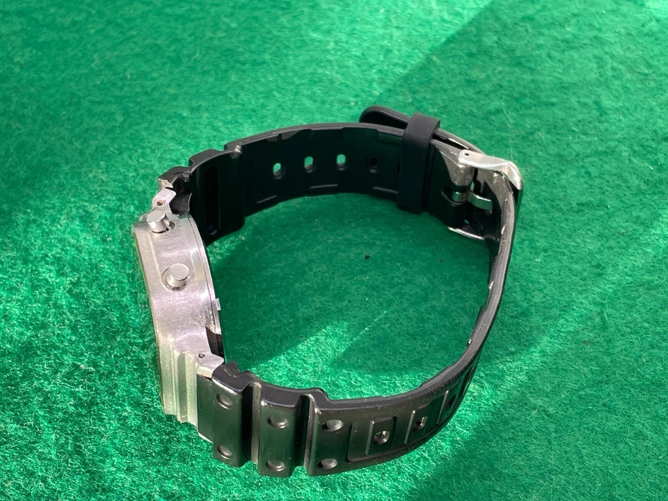 CASIO G-SHOCK DW-5600 WATCH WRISTWATCH BLACK USED CONDITION GENTS PRE OWNED, photo 3 of 5
