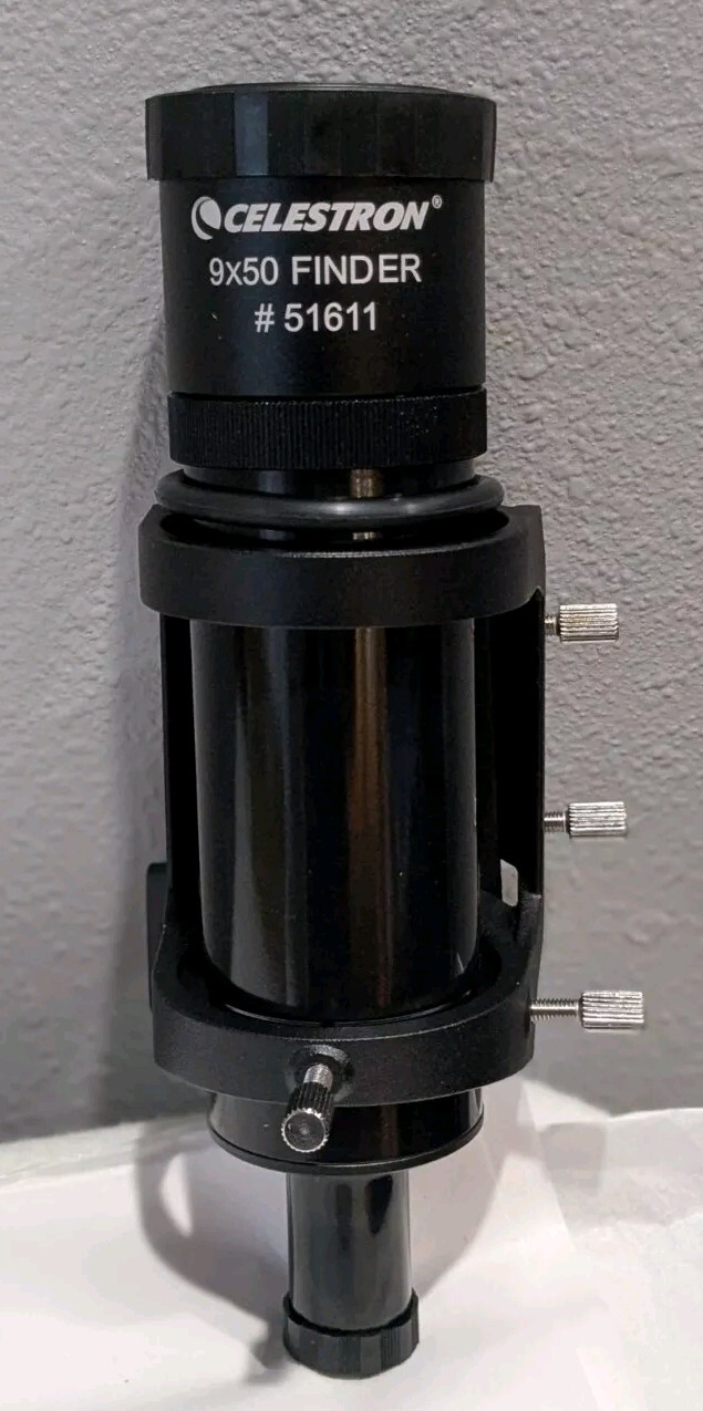 Buscador Celestron 9x50 #51611 usado con montaje excelente