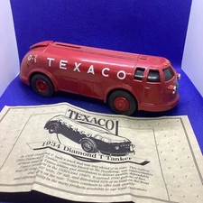 Vintage ERTL - 1934 Texaco Diamond T Tanker "Doodle Bug" Diecast Bank - 1994 9