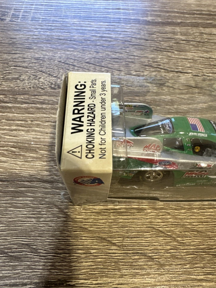 John Force Funny Car Castrol GTX 25th Anniversary  Die Cast 1:64 NHRA Drag Race - Image 4 of 4