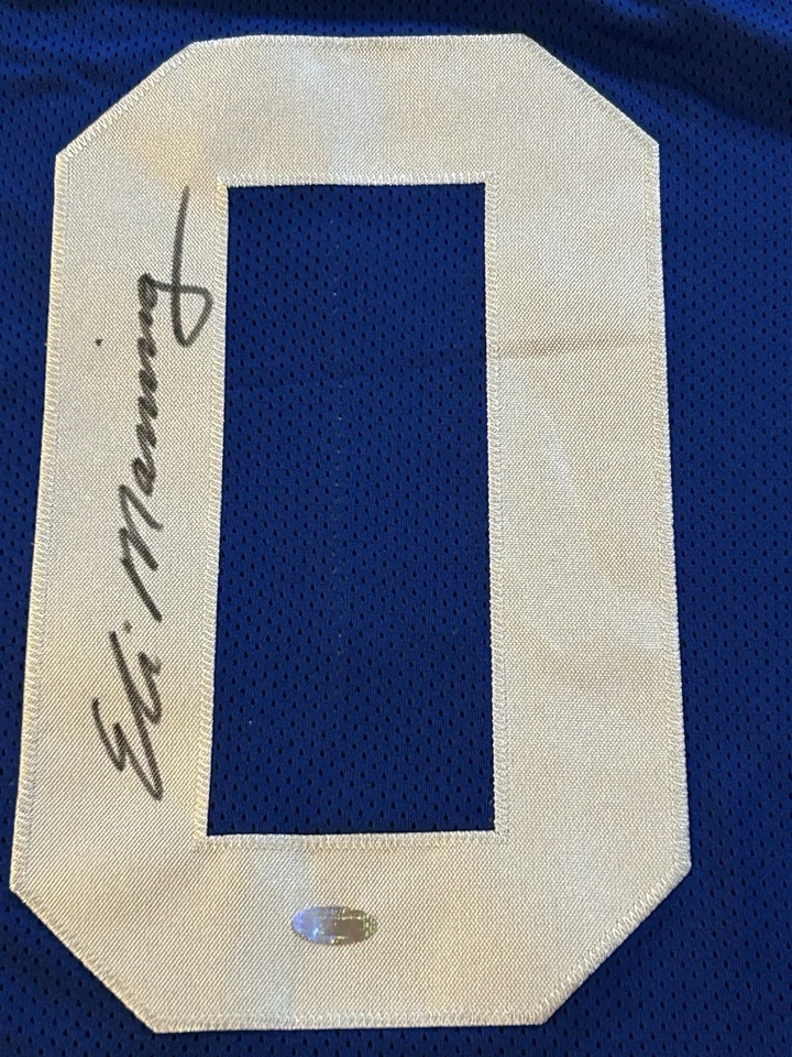 Camiseta deportiva Steiner autografiada estilo azul de los New York Giants personalizada de Eli Manning certificado de autenticidad Foto 3 de 4