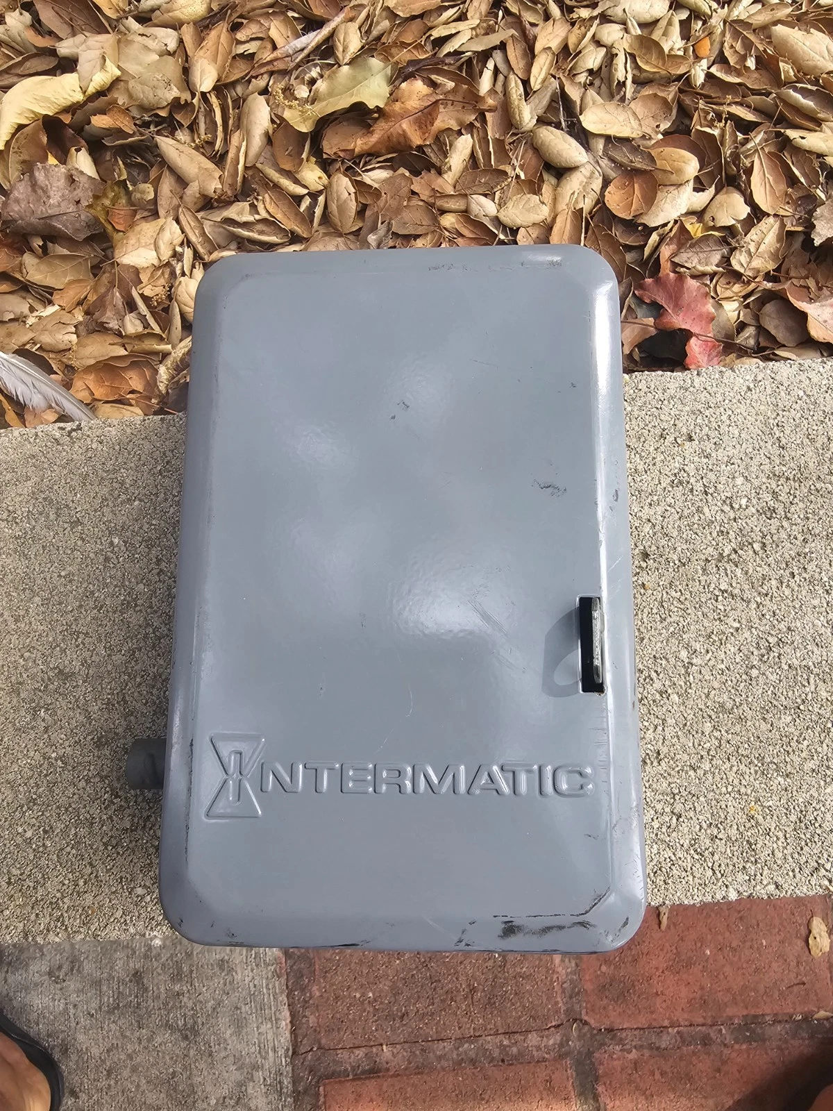 Intermatic T104 24 Hour Time Switch 208-277V 40Amp Indoor Timer With Metal Case