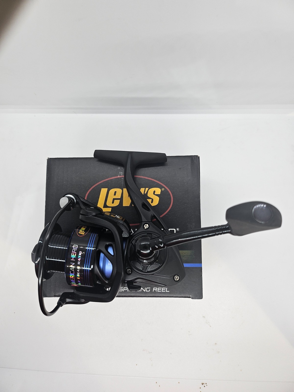LEWS AMERICAN HERO SPEED SPIN 300 SPINNING REEL - AH300