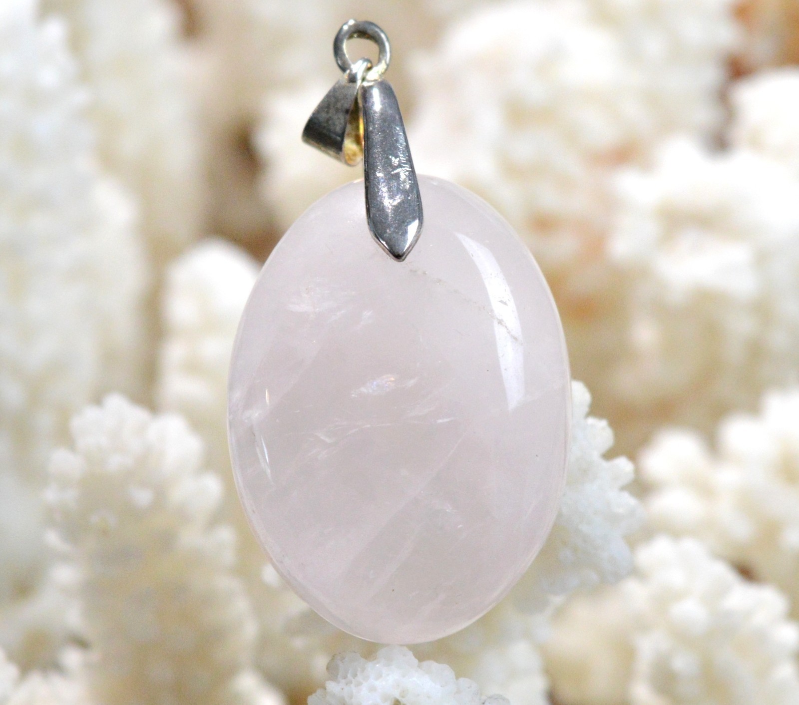 Quartz rose 72 carats pendentif cabochon pierre naturelle Madagascar GA61 pour création collier