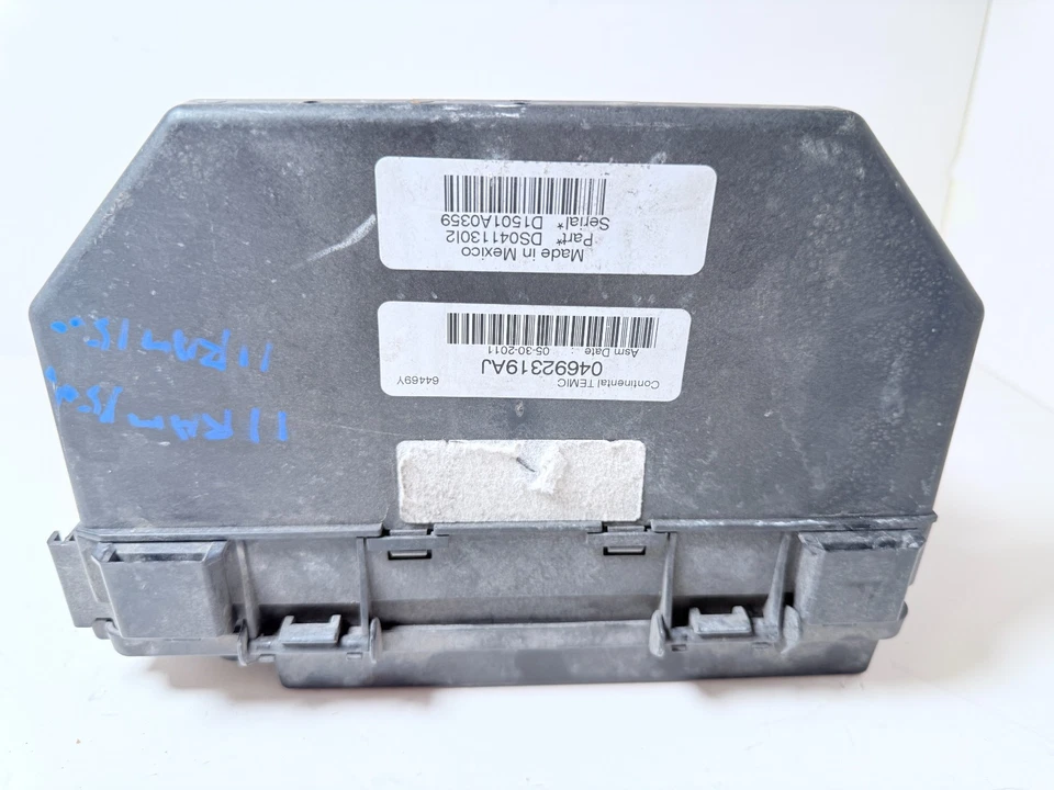 2011 DODGE RAM 1500 TOTALLY INTEGRATED POWER MODULE TIPM FUSE BOX OEM 04692319AJ - Image 4 of 4