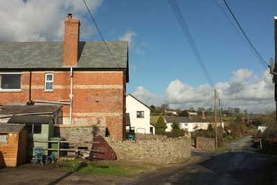 Photo 6x4 Castle Inn, George Nympton This is the same view as [[3777162]] c2017