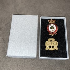 STUNNING Vintage Enamel Badge QUEEN'S GIRL GUIDE AWARD & Trefoil Set Collins Box