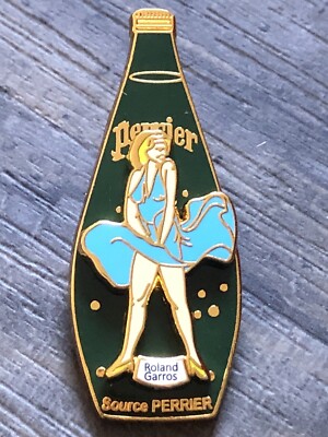Pin's Roland Garros Folies - Arthus Bertrand - Parfum