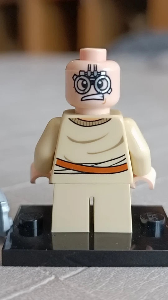 Lego Star Wars : Figurine Anakin Skywalker set 7962 (sw327) - Photo 2/4