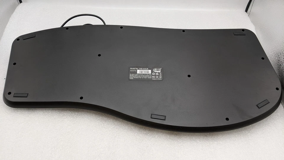 Adesso - AKB-450UB - Tru-Form Ergonomic Touchpad Keyboard - Black - Image 4 of 4