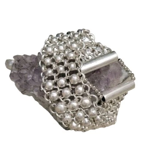 Brazalete Kenneth Cole New York Eslabones de Cota de Malla Cuentas Envejecido Tono Plata Foto 2 de 4