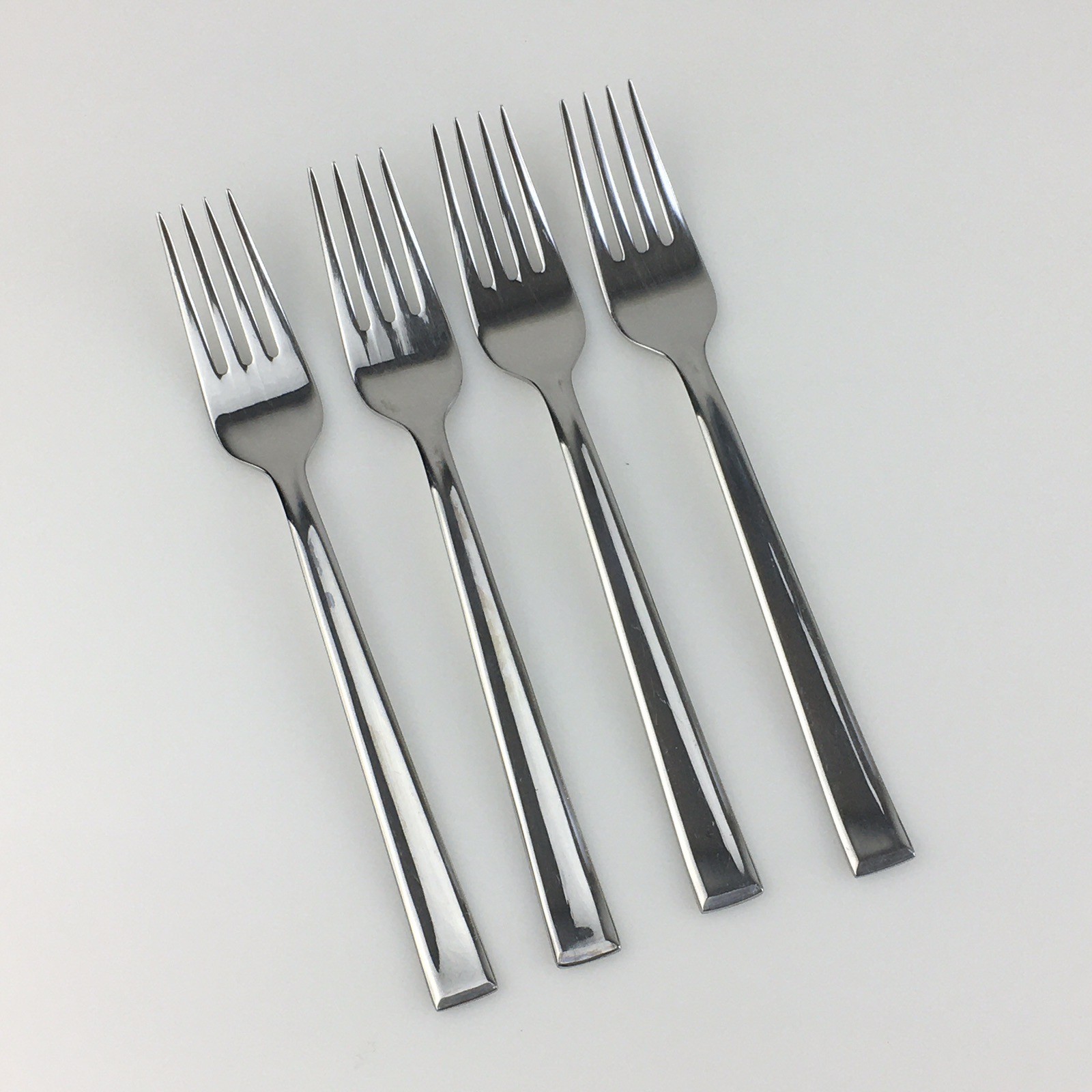 4pc Villeroy & Boch Victor Stainless Steel 18/10 Glossy Flat