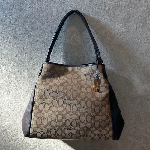 Good Condition COACH Edie Shoulder Bag with Tote Bag Pouch