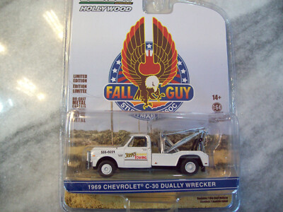GREENLIGHT  1969  CHEVROLET  C-30 DUALLY  WRECKER  FALL GUY TRUCK  DIECAST