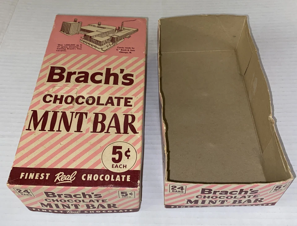 Barras de menta de chocolate Brachs vintage litografía caja de dulces vacía rayas rosas utilería de película Foto 3 de 4