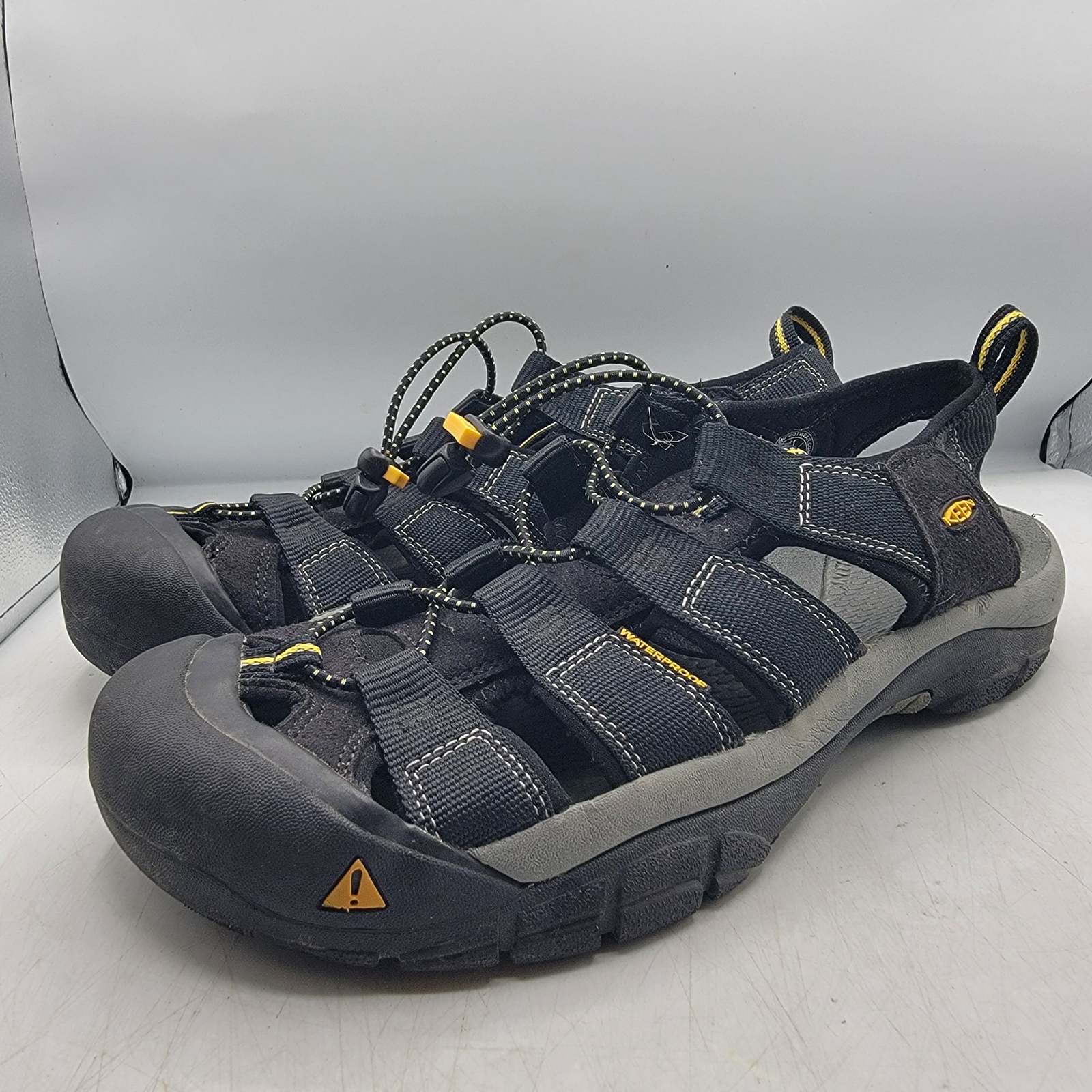 Sandali KEEN Newport H2 da uomo 11 neri punta chiusa estate impermeabili sport 1001907