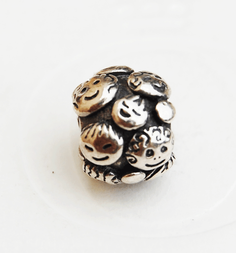 Genuine Pandora Indsamling Family Ties Charm - 790487EN09 - retired - Picture 4 of 5